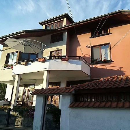 Guest House Ganovi Kalofer Extérieur photo